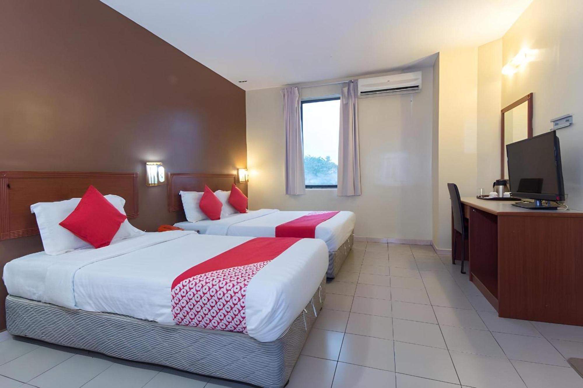 Super Oyo 447 Comfort Hotel Meru Klang Dış mekan fotoğraf