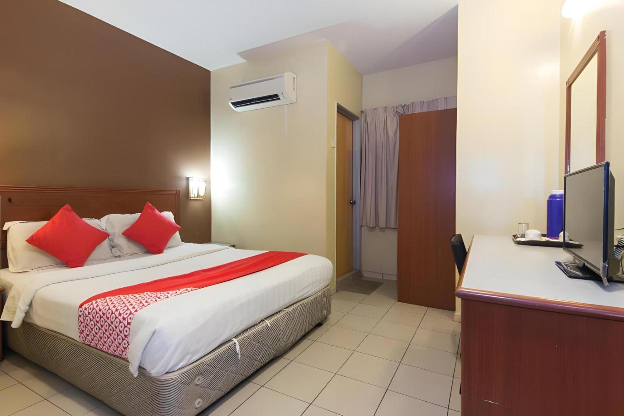 Super Oyo 447 Comfort Hotel Meru Klang Dış mekan fotoğraf