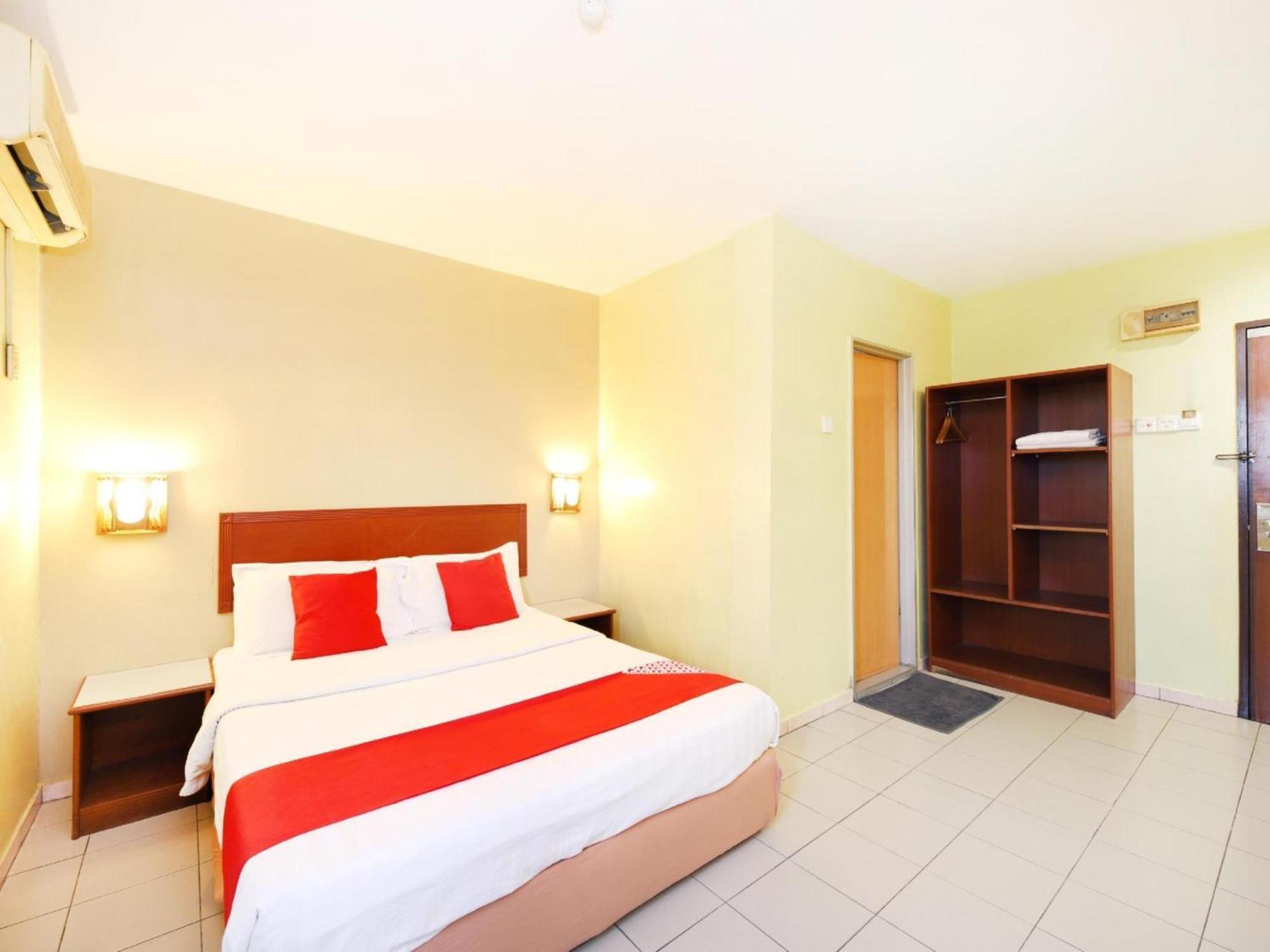 Super Oyo 447 Comfort Hotel Meru Klang Dış mekan fotoğraf