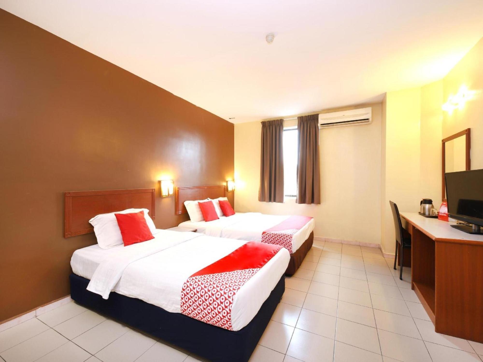 Super Oyo 447 Comfort Hotel Meru Klang Dış mekan fotoğraf